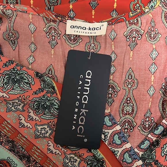 NWT - V-neck Boho Maxi Dress - Picture 4 of 5